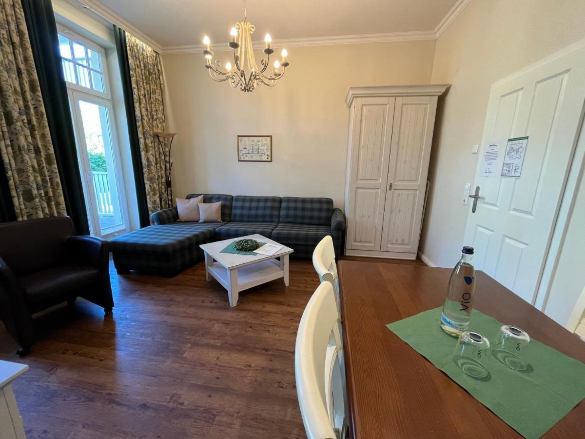 4 Sterne Hotel Hubertusburg Кюлунгсборн Экстерьер фото